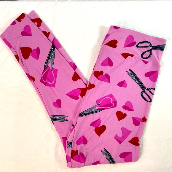 LuLaroe Leggings (T&C) NWOT 3 pr bundle pink hearts scissor red hearts fit 12-18 - Picture 2 of 16